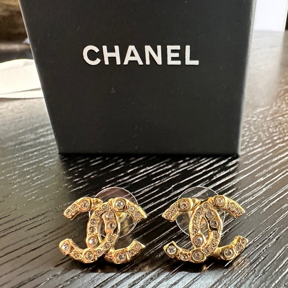 FULL SET - CHANEL CC Stud Earrings